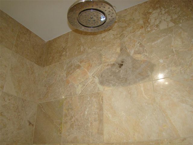 2588 N Carambola Circle, Coconut Creek, FL 33066