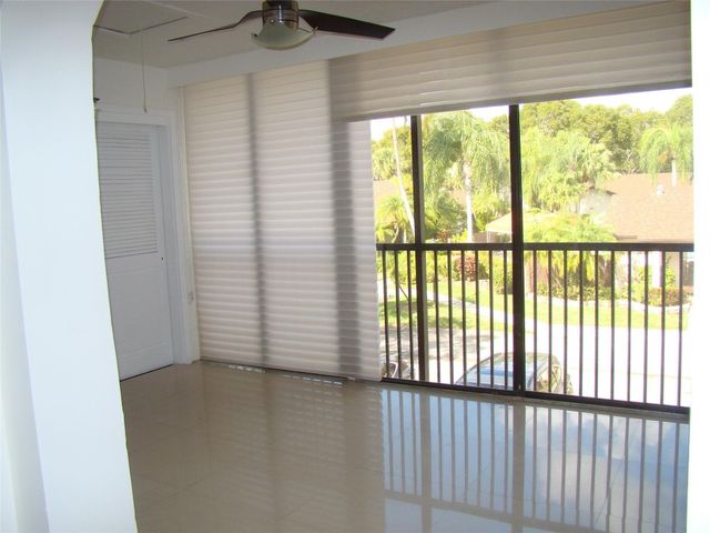 2588 N Carambola Circle, Coconut Creek, FL 33066