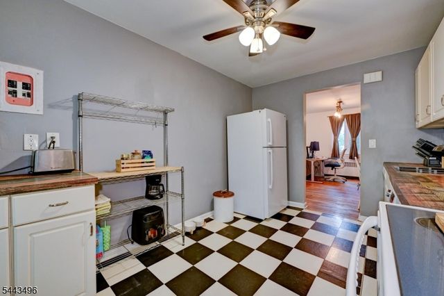 66 Troy Dr, Springfield Twp., NJ 07081