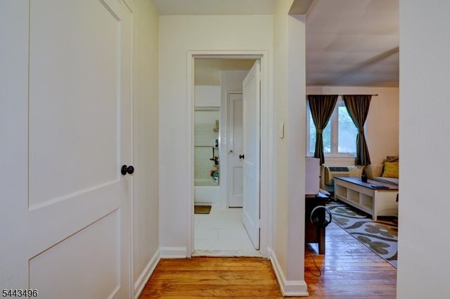 66 Troy Dr, Springfield Twp., NJ 07081