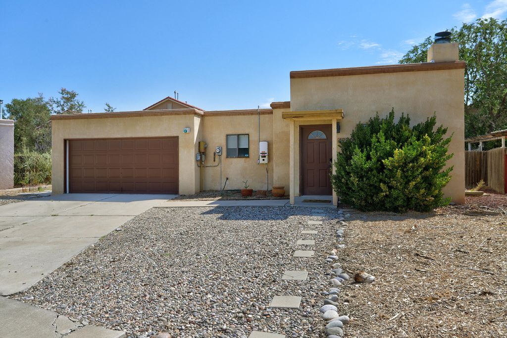 4220 65TH Street NW, Albuquerque, NM 87120