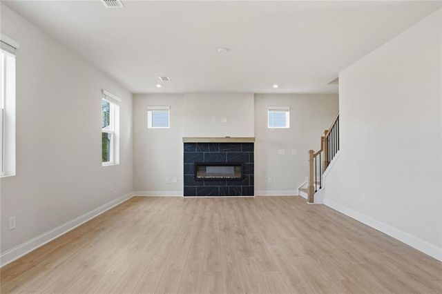 142 Henley Street, Canton, GA 30114