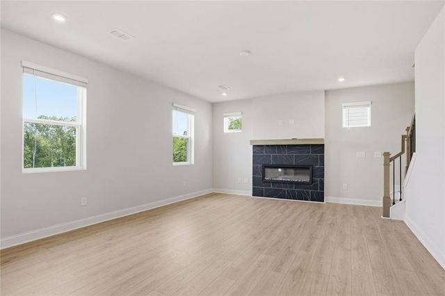 142 Henley Street, Canton, GA 30114