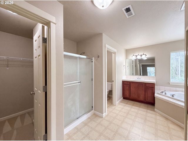 1724 Sw WILLOWVIEW Ter, Beaverton, OR 97003