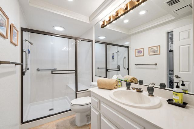 120 Presidio Place, Palm Desert, CA 92260