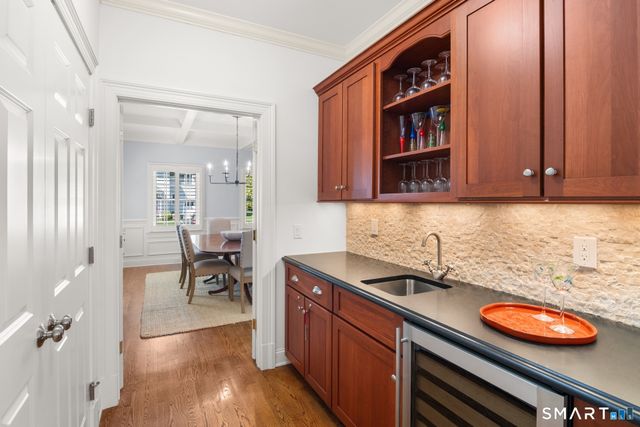18 Thomasina Lane, Darien, CT 06820