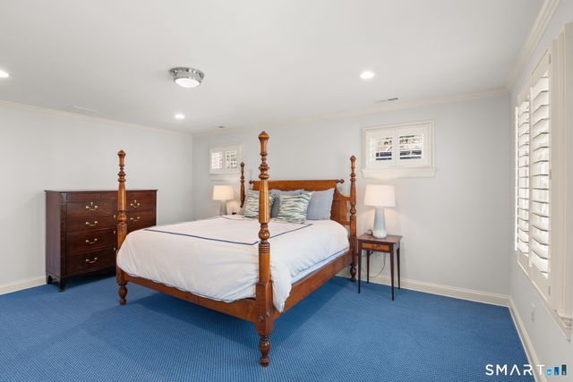 18 Thomasina Lane, Darien, CT 06820
