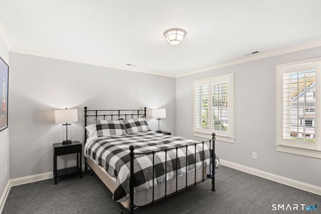 18 Thomasina Lane, Darien, CT 06820