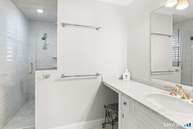 18 Thomasina Lane, Darien, CT 06820