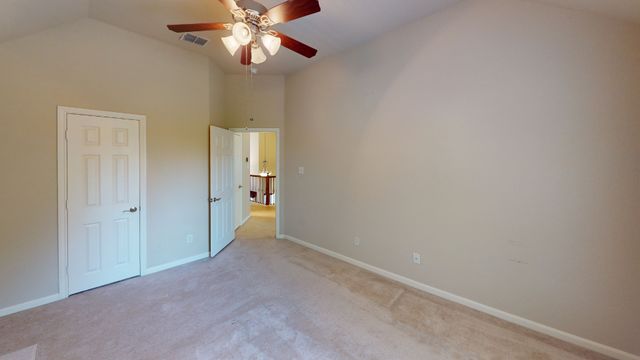 5836 Windy Meadow Lane, Grand Prairie, TX 75052