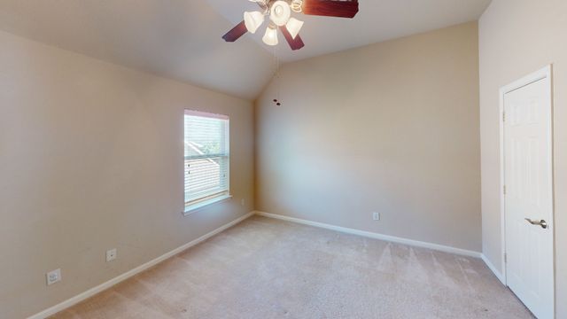 5836 Windy Meadow Lane, Grand Prairie, TX 75052