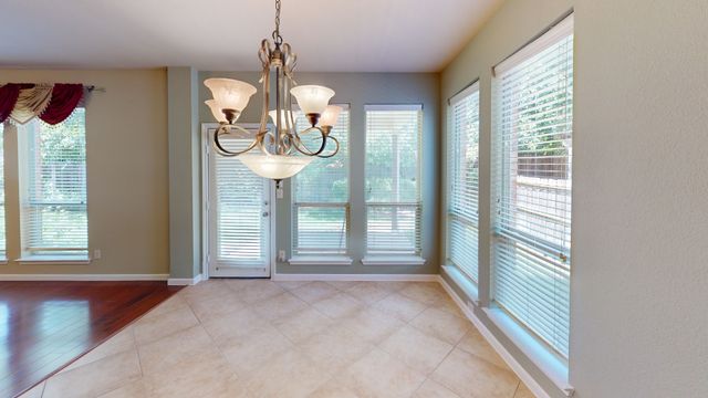 5836 Windy Meadow Lane, Grand Prairie, TX 75052