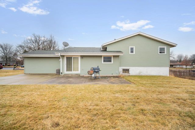 9622 W Tupelo COURT, Milwaukee, WI 53224