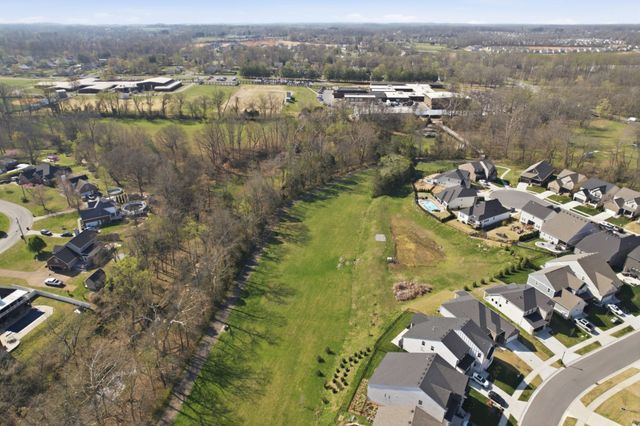 507 Stinson Ct, White House, TN 37188