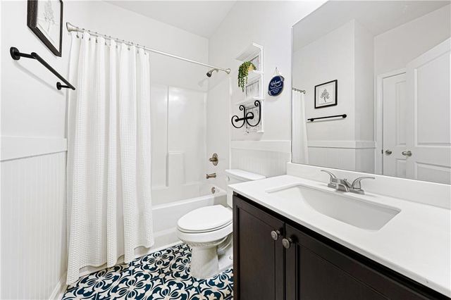 281 Greystone Court, Winder, GA 30680