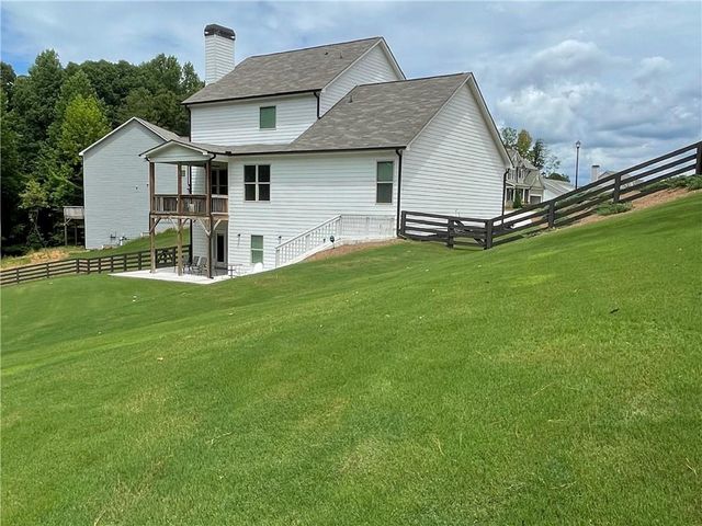 281 Greystone Court, Winder, GA 30680