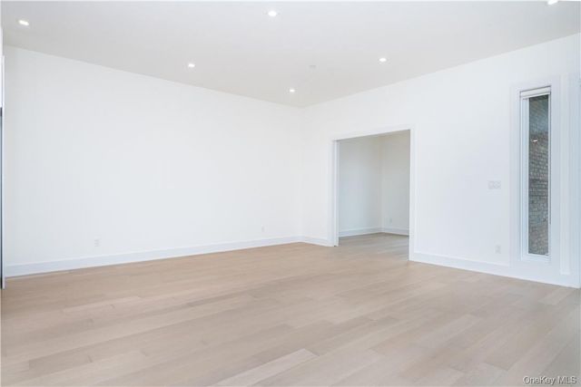 110 Chatsworth Avenue 301, Larchmont, NY 10538