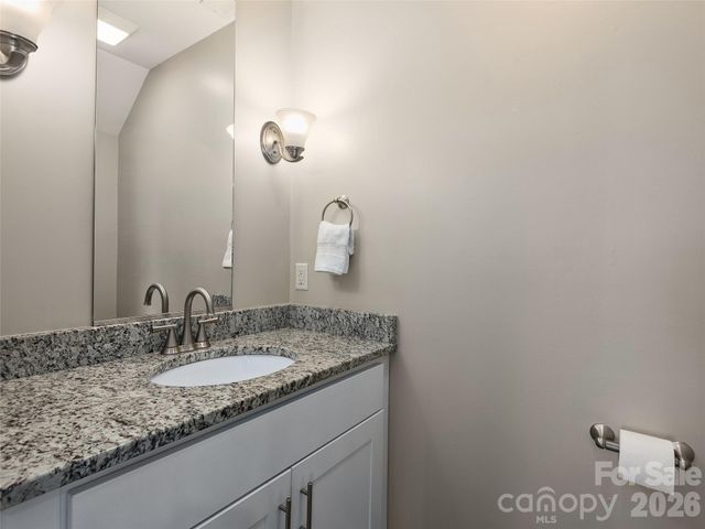 4 Grinnell Street, Asheville, NC 28806