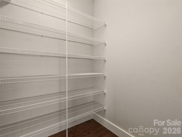 4 Grinnell Street, Asheville, NC 28806