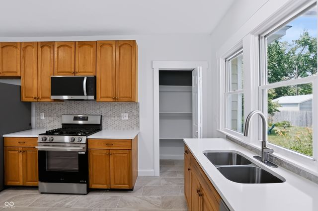4202 N Capitol Avenue, Indianapolis, IN 46208