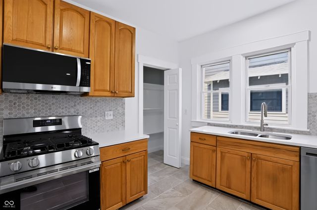 4202 N Capitol Avenue, Indianapolis, IN 46208