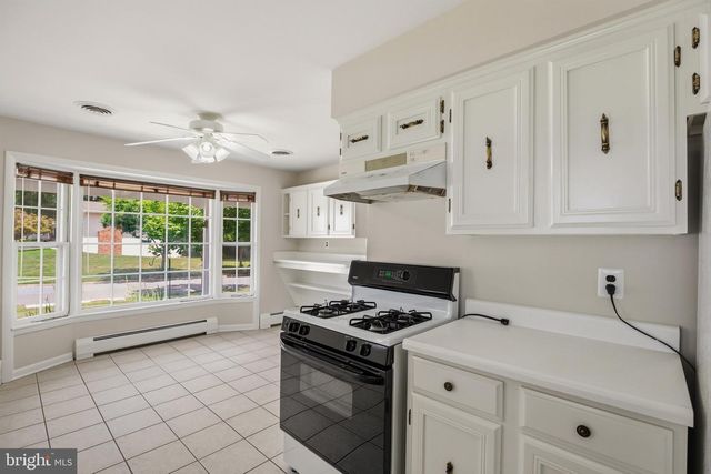 4301 TAUNTON DR, Beltsville, MD 20705
