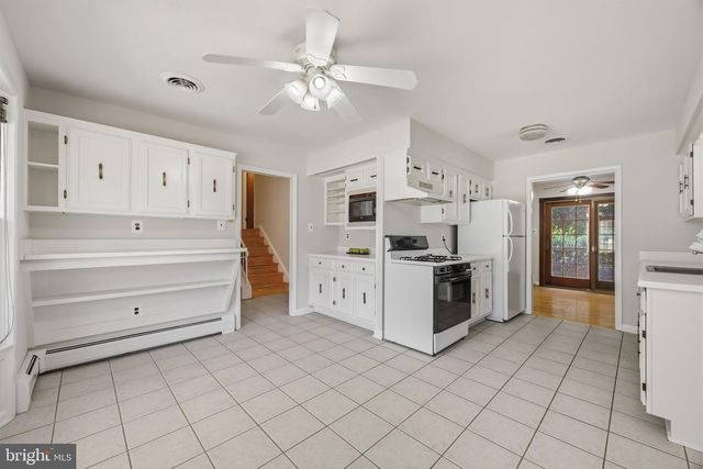 4301 TAUNTON DR, Beltsville, MD 20705