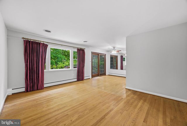 4301 TAUNTON DR, Beltsville, MD 20705
