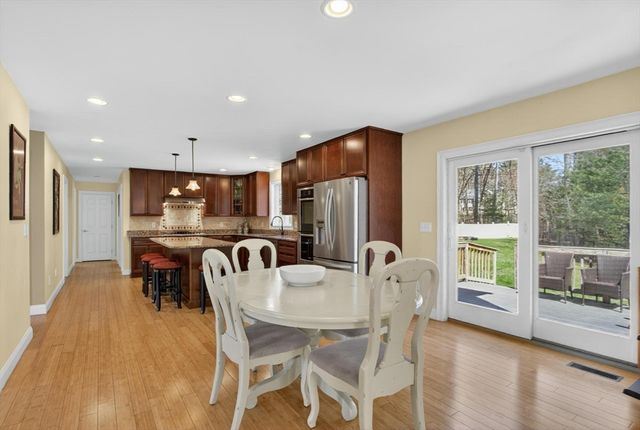 7 Tenney Road, Westford, MA 01886