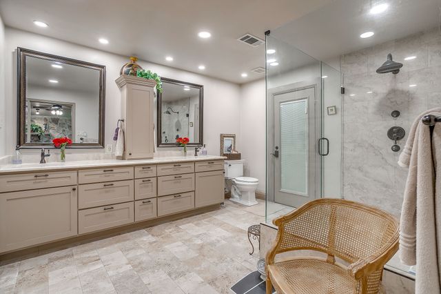 3929 Diamond Loch W, North Richland Hills, TX 76180