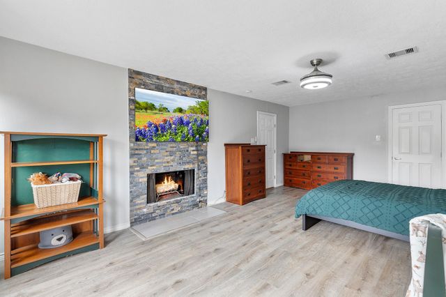 13311 Redgate Drive, Houston, TX 77015