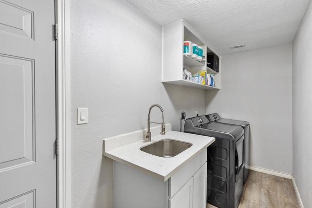 13311 Redgate Drive, Houston, TX 77015