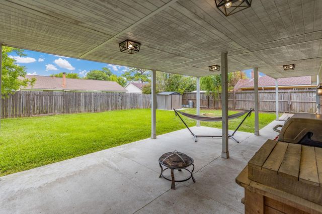 13311 Redgate Drive, Houston, TX 77015