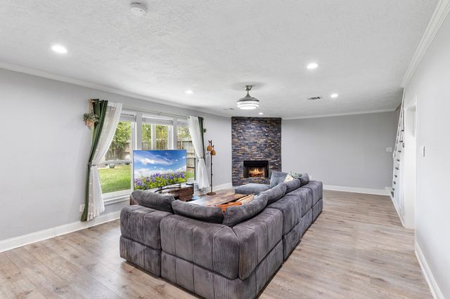 13311 Redgate Drive, Houston, TX 77015