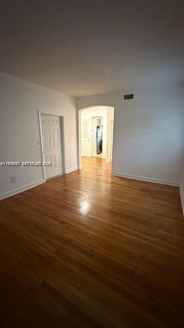 1561 Lenox Ave 11, Miami Beach, FL 33139