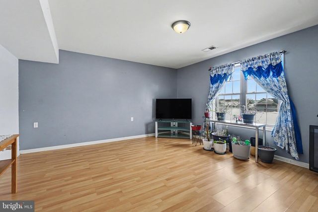 400 FRICK AVENUE, Waynesboro, PA 17268