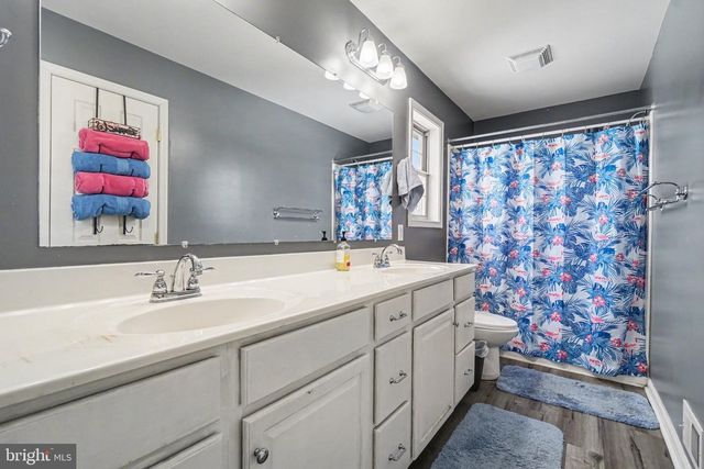 400 FRICK AVENUE, Waynesboro, PA 17268