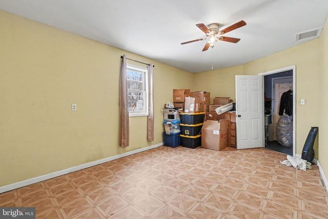 400 FRICK AVENUE, Waynesboro, PA 17268