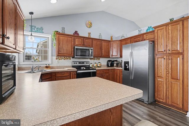 400 FRICK AVENUE, Waynesboro, PA 17268