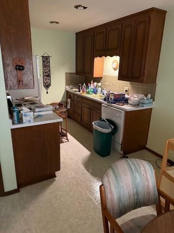 1408-10 SW Sunset Avenue, Blue Springs, MO 64015
