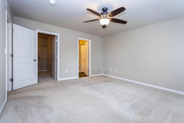 635 Rockway Drive, Linden, MI 48451