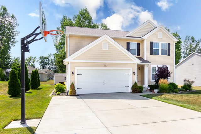 635 Rockway Drive, Linden, MI 48451