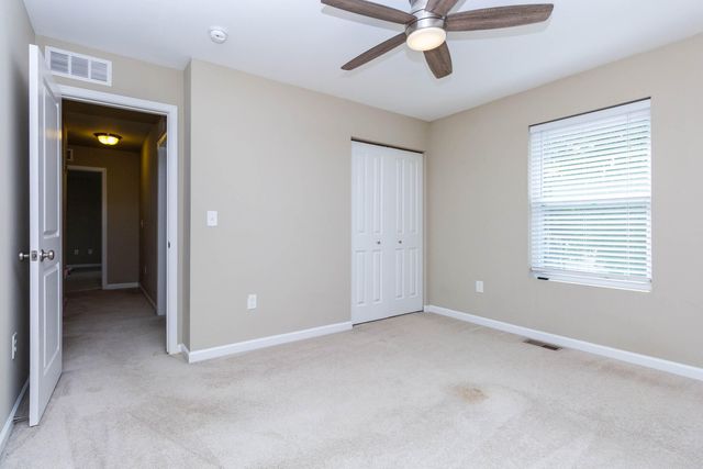 635 Rockway Drive, Linden, MI 48451