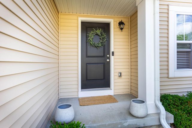 635 Rockway Drive, Linden, MI 48451