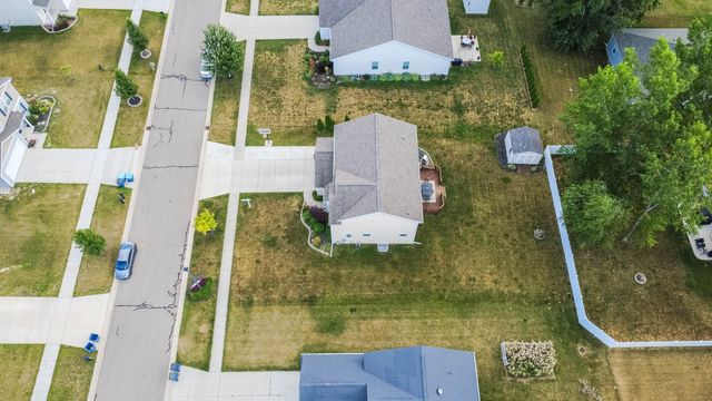 635 Rockway Drive, Linden, MI 48451