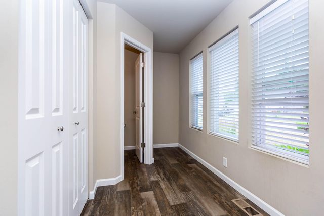 635 Rockway Drive, Linden, MI 48451