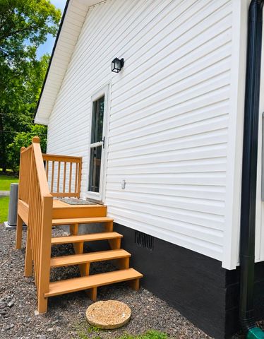 200 Brooker Drive, Dalton, GA 30721