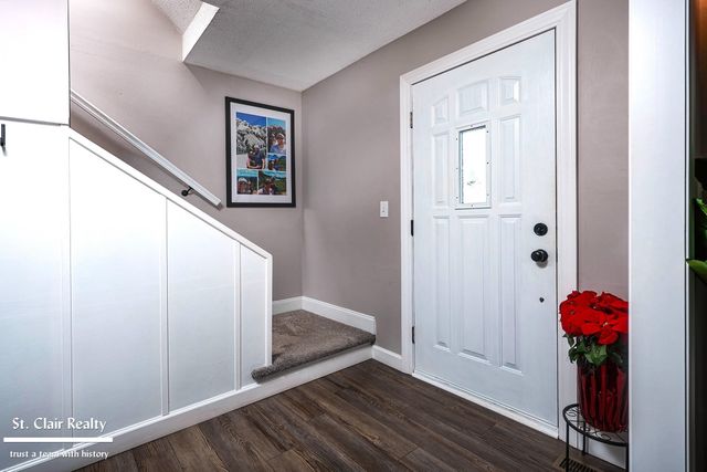 1813 N Woodland Drive, Port Huron, MI 48060