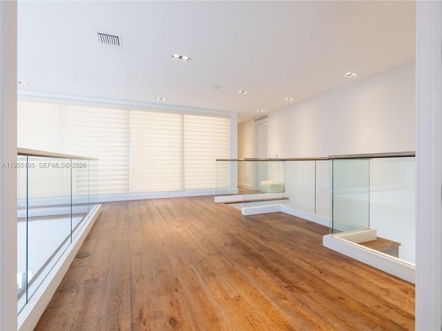 7451 NW 103rd Ct, Doral, FL 33178