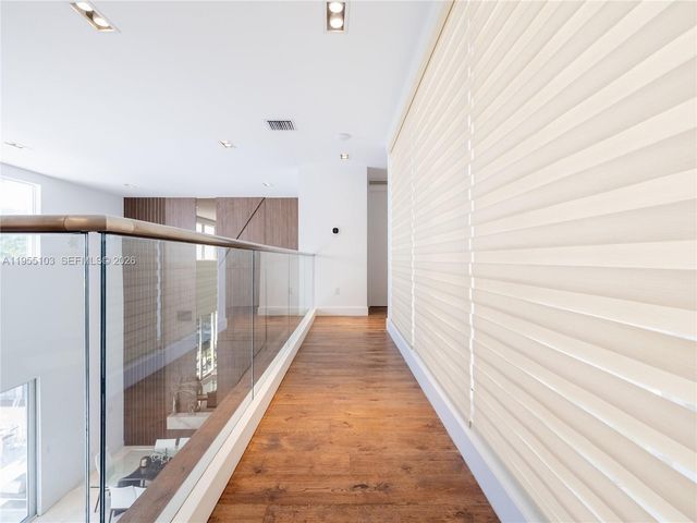 7451 NW 103rd Ct, Doral, FL 33178